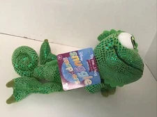 NEW Disney Parks PASCAL  Tangled Rapunzel Pet Snuggle Snapper Plush Doll RETIRED