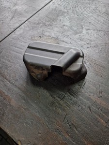 BMW E60 E61 E81 E90 E91 Abdeckung Wärmetauscher Ölkühler 7537294