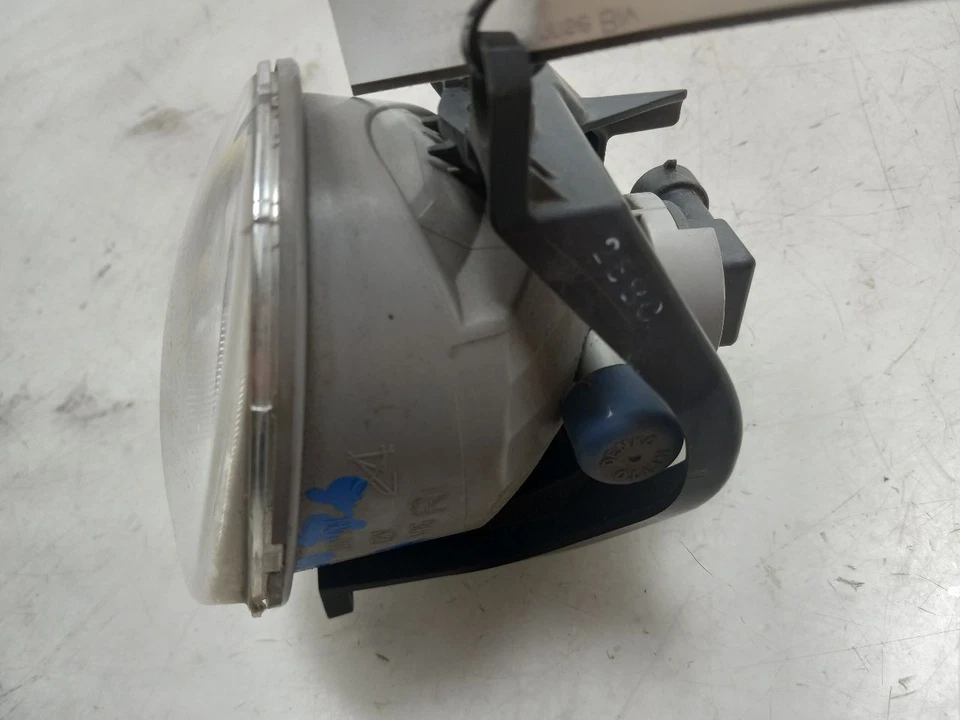 LUZ ANTINIEBLA ENCHUFABLE LADO PASAJERO TOYOTA PRIUS 12-15 Foto 4 de 4