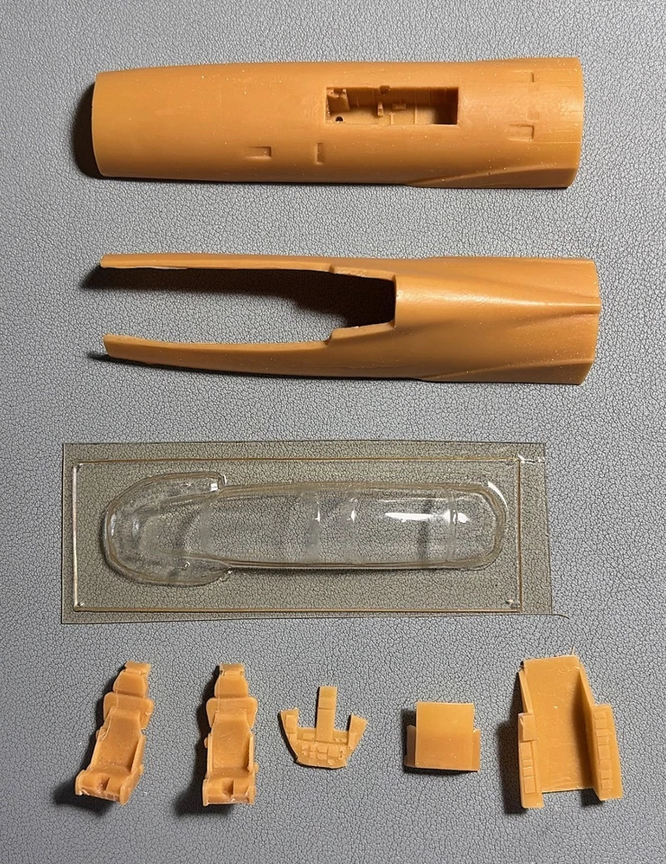MAINTRACK MODELS 48:5 - F-104G STARFIGHTER TWIN SEAT CONVERSION - 1/48 RESIN - Immagine 2 di 4