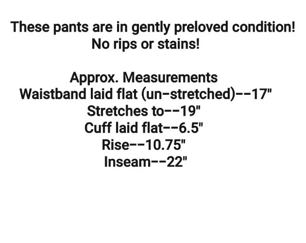 Chicos Pants Size 2P US 12 Petite Slim Leg Capri Crop Black Stretch  - Image 2 of 4