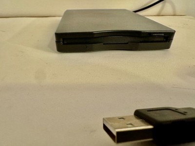 Ultra-thin USB 2.0 External Floppy Disk Drive 3.5'' 1.44MB For Mac Laptop PC