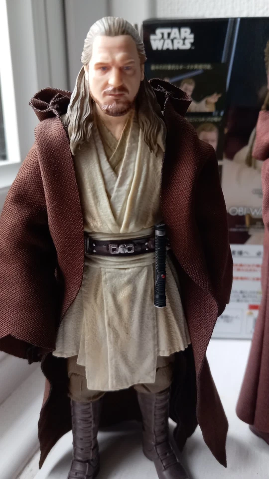 S H Figuarts Star Wars Episode 1 Obi-Wan Kenobi And Black Series Qui Gon Figures - Image 2 of 4