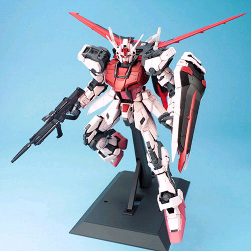 GUNDAM - 1/60 Strike Rouge + Skygrasper Perfect Grade Model Kit PG Bandai