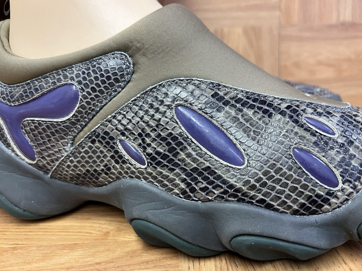 RARE🔥 Sz 11.5 - Oakley Flesh X Brain Dead Snake-Skin Slip