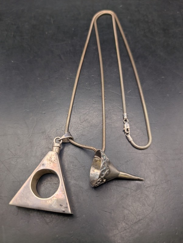 🔥 VINTAGE MEXICO TAXCO STERLING SILVER MODERNIST FLASK FUNNEL PENDANT NECKLACE