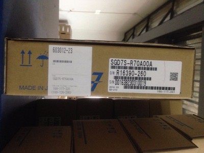 One Yaskawa servo driver SGD7S-R70A00A NEW