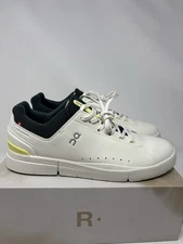 On THE ROGER Advantage Ivory Evergreen Sneaker 3MD10642491 Men's Size