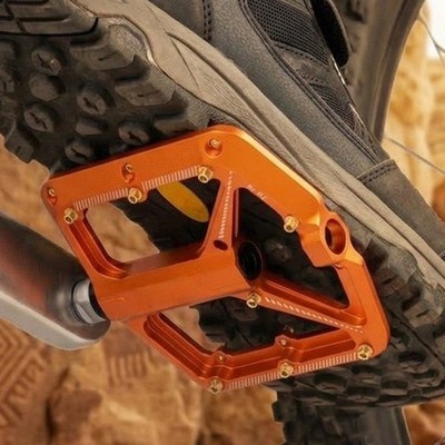 Aluminium Fahrradpedale für nasse oder matschige Bedingungen stilvolle Farbopti