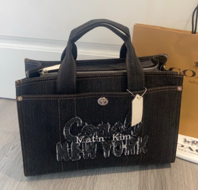 [Coach] Coach matin Kim cargo tote bag ☆送料込☆ COACH [COACH × MATIN KIM] Cargo Tote Bag Black CAZ28 Outlet