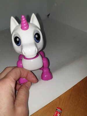 Seltenes Robo Heads Up Silber beleuchtet gehendes sprechendes Einhorn weiß und rosa gebraucht 