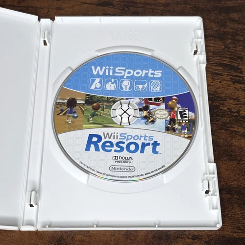 Wii Sports & Wii Sports Resort 2 in 1 combo - DISC ONLY (Nintendo Wii, 2009)