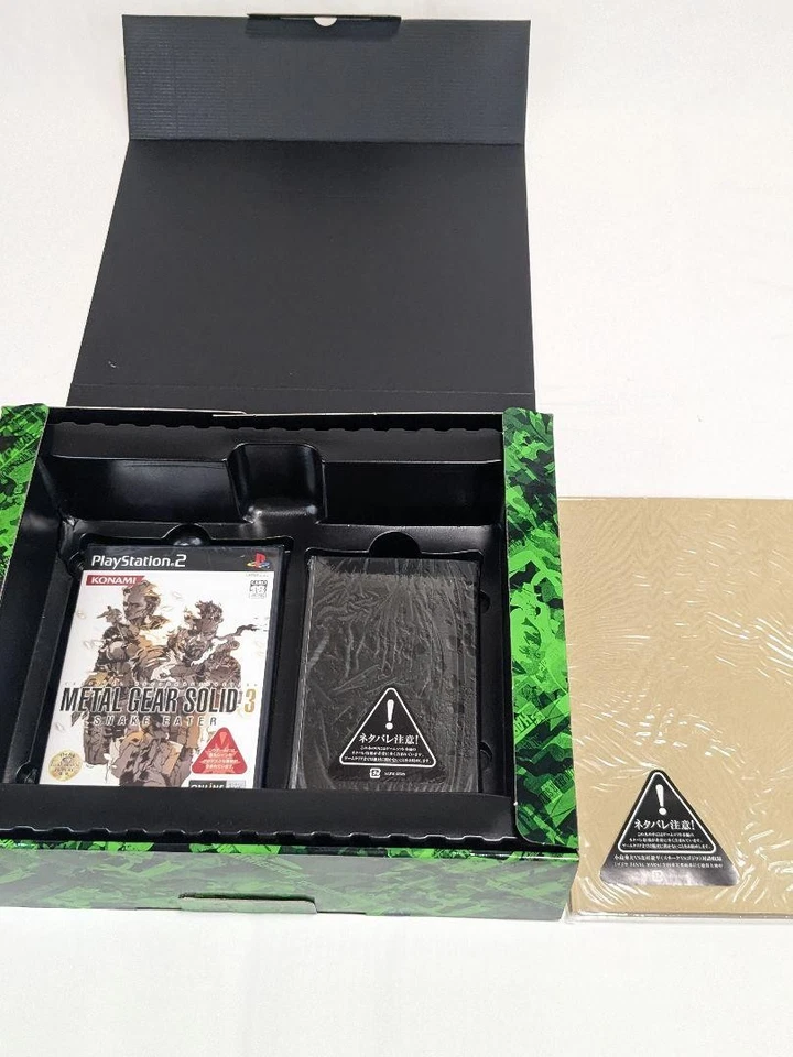 PS2 METAL GEAR SOLID 3 SNAKE EATER PREMIUM PACKAGE Konami Sony PlayStation2 - Image 4 of 4