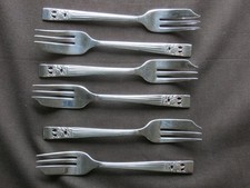 6 x HAMPTON COURT  Community Plate Pastry Forks   - Stamped  - Ex Cond