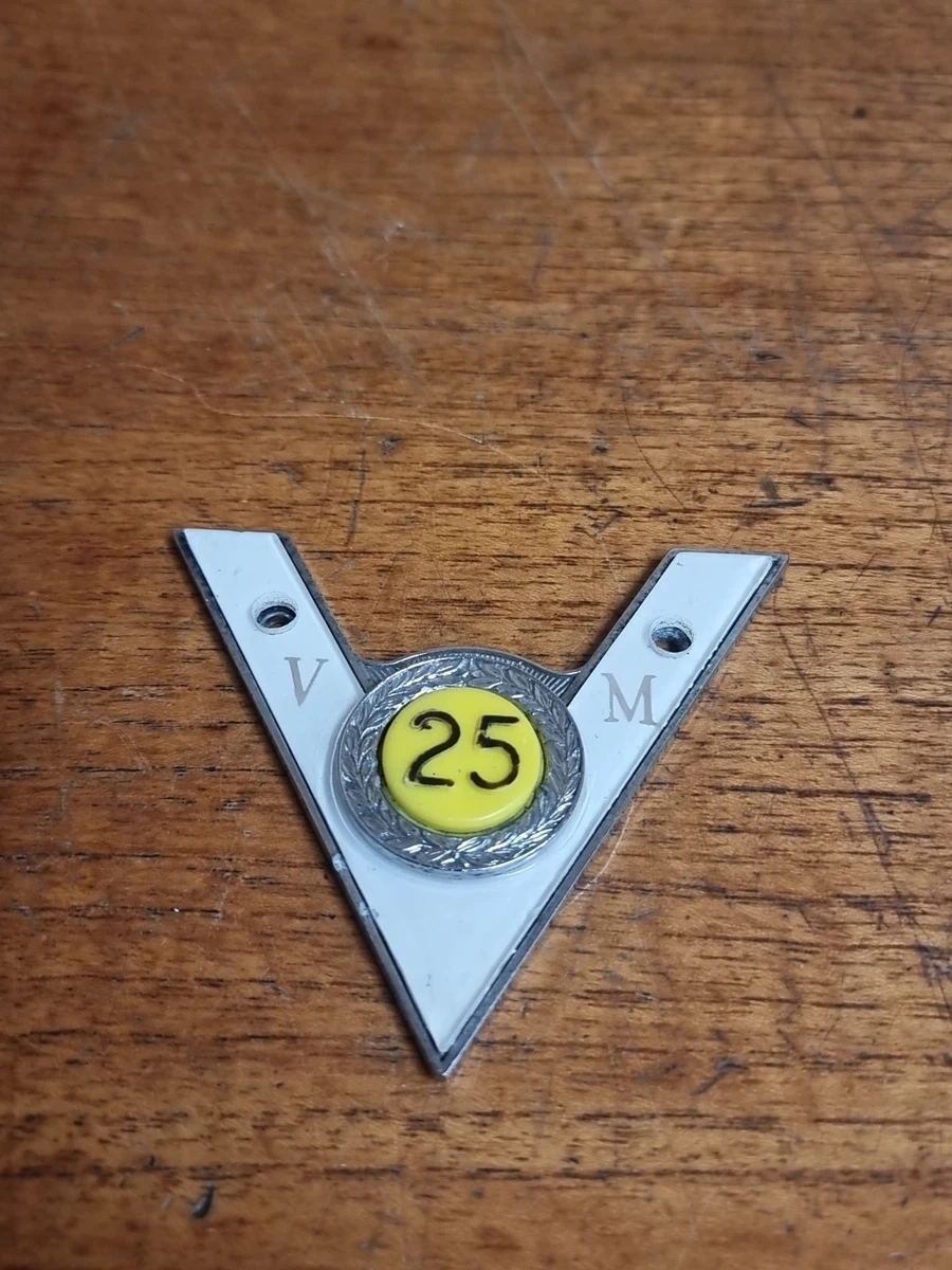 VM  Veteran Motorist 53年　ビンテージ カーバッチ Veteran Car Badge in Automotive Club Badges for sale | eBay UK