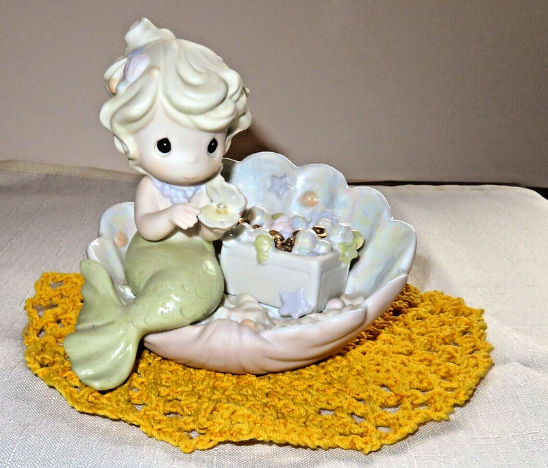Precious Moments THE PEARL OF GREAT PRICE MIB 526061 Century Circle Event 1997