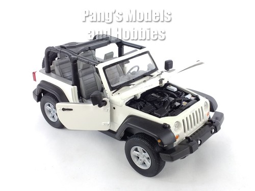 2007 Jeep Wrangler Rubicon Open Top 1/24 Scale Diecast Model - WHITE w/ BOX - Picture 6 of 10