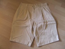 Damen Shorts - kurze Hose - Bundfaltenhose - Gr. 44 (Ma&szlig;e beachten) - beige