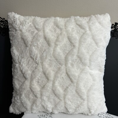 Lhkis Pillow 