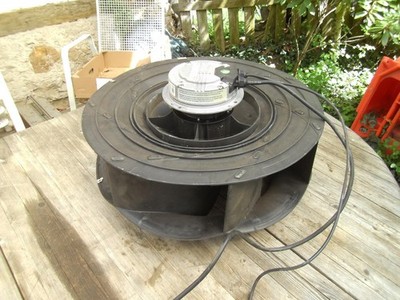 Lüfter / Ventilator Bosch Junkers Wärmepumpe - ebmpapst R3G500-RQ04-74