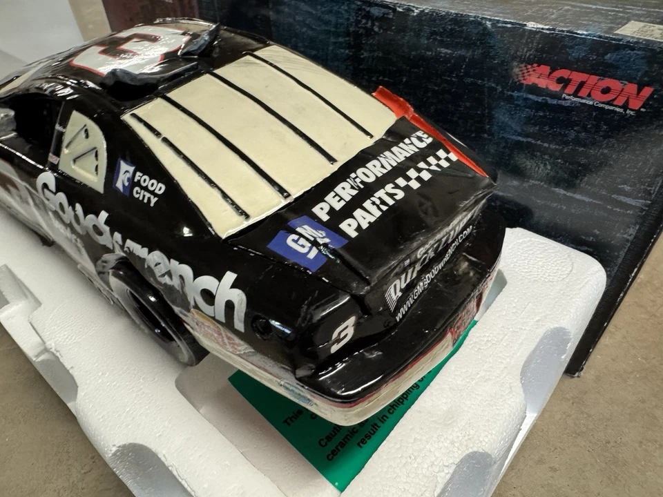 DALE EARNHARDT SR 1997 #3 GM GOODWRENCH CRASH NASCAR 1:12 CERAMIC SEE PICS READ - Image 3 of 4