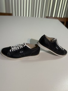 Linds Bowling Shoes Men’s 10 D Right Handed Bowler Leather Quality $150 Beauty