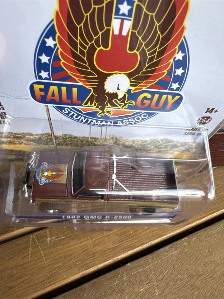 Greenlight Hollywood Fall Guy 1982 GMC K-2500 Pickup - Real Riders 1/64 - Image 3 of 4
