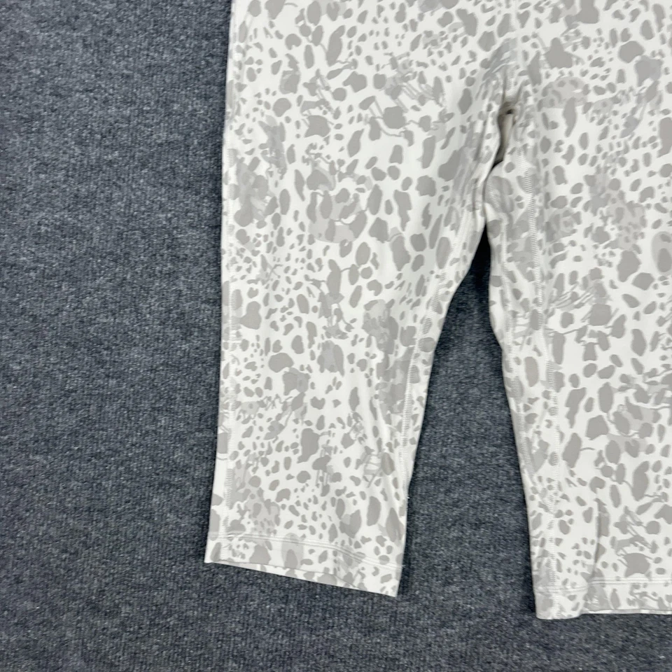 Leggings Lululemon Mujer 14 Gris Blanco Estampado Animal Recortados Tiro Alto Alineado Foto 2 de 4