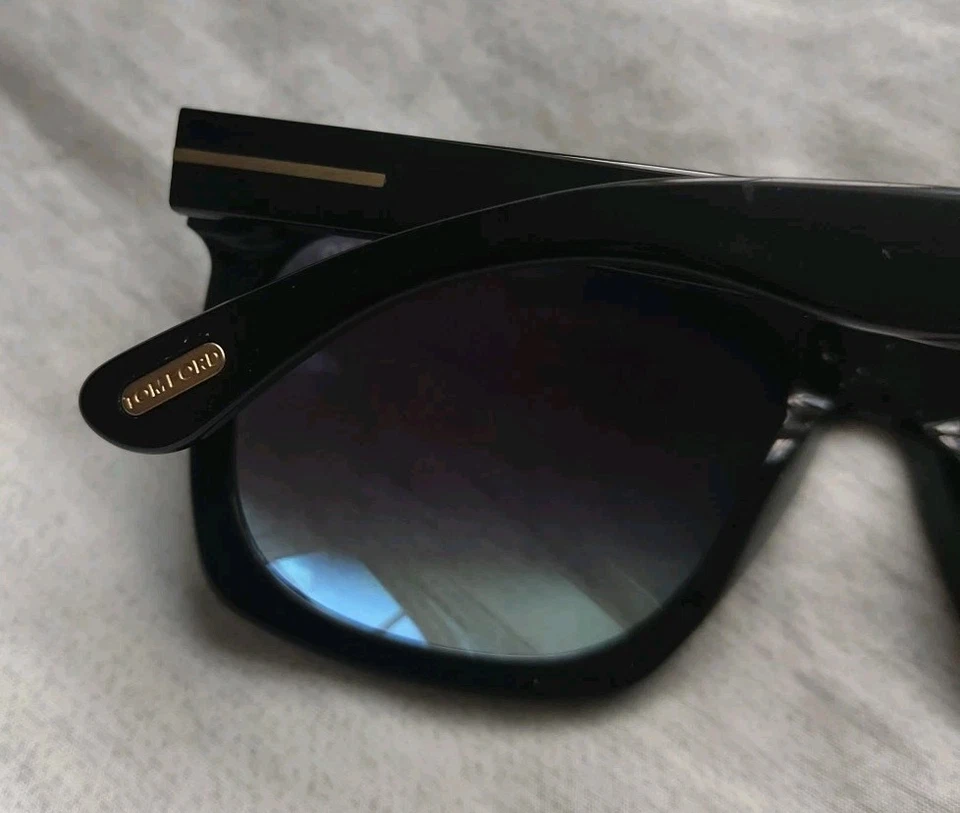 Tom Ford Morgan Sunglasses Excellent Condition Blue Lenses, Case, RRP £529 - Image 2 of 4