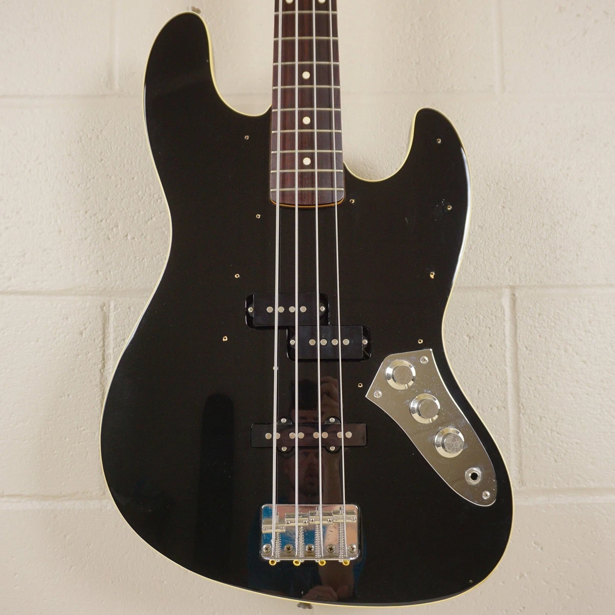 25+ Fender Aerodyne Jazz Bass Bass Guitars for sale | Updated Sep 2026