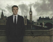 TATE DONOVAN SIGNED AUTHENTIC '24: LIVE ANOTHER DAY' 8x10 PHOTO w/COA TV ACTOR