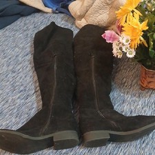 Elegant Black Over the Knee Boots