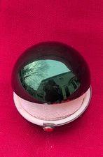 1950s WADSWORTH GREEN BALL COMPACT MIRROR with PUFF POWDER REMNANTS VINTAGE