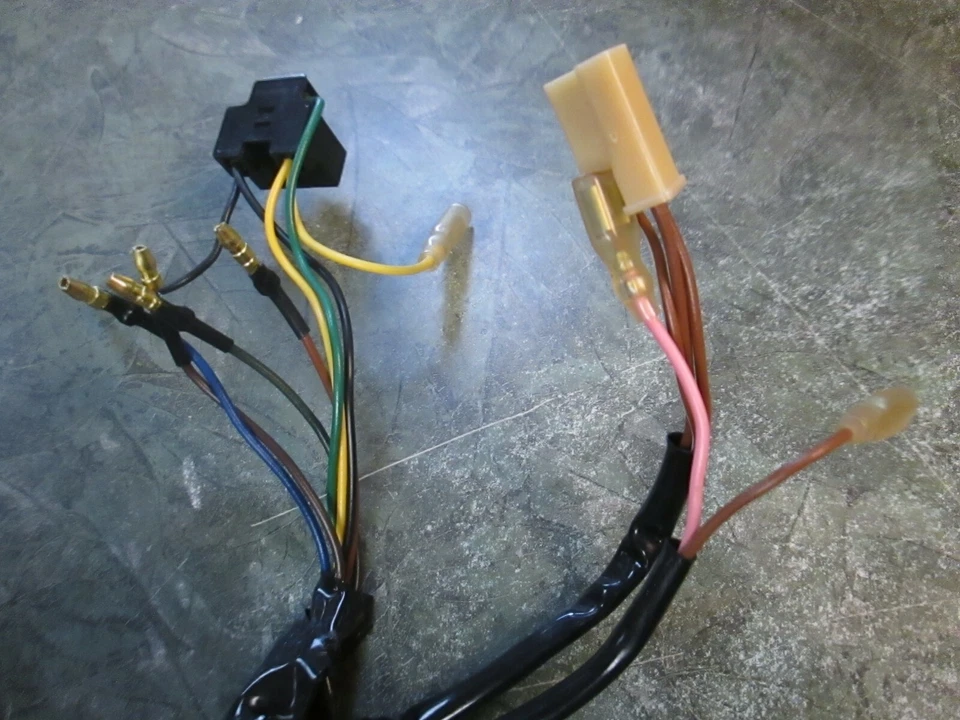 Yamaha Genuine Left Handlebar Horn and Light Switch XT125 XT200 1982-1983 Models - Image 3 of 4