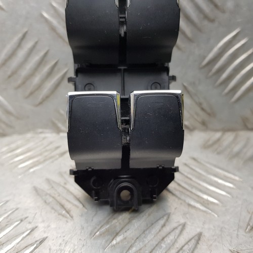 2016 LEXUS NX 300H WINDOW SWITCH FRONT RIGHT DRIVER SIDE 84040-78040 - Picture 5 of 13
