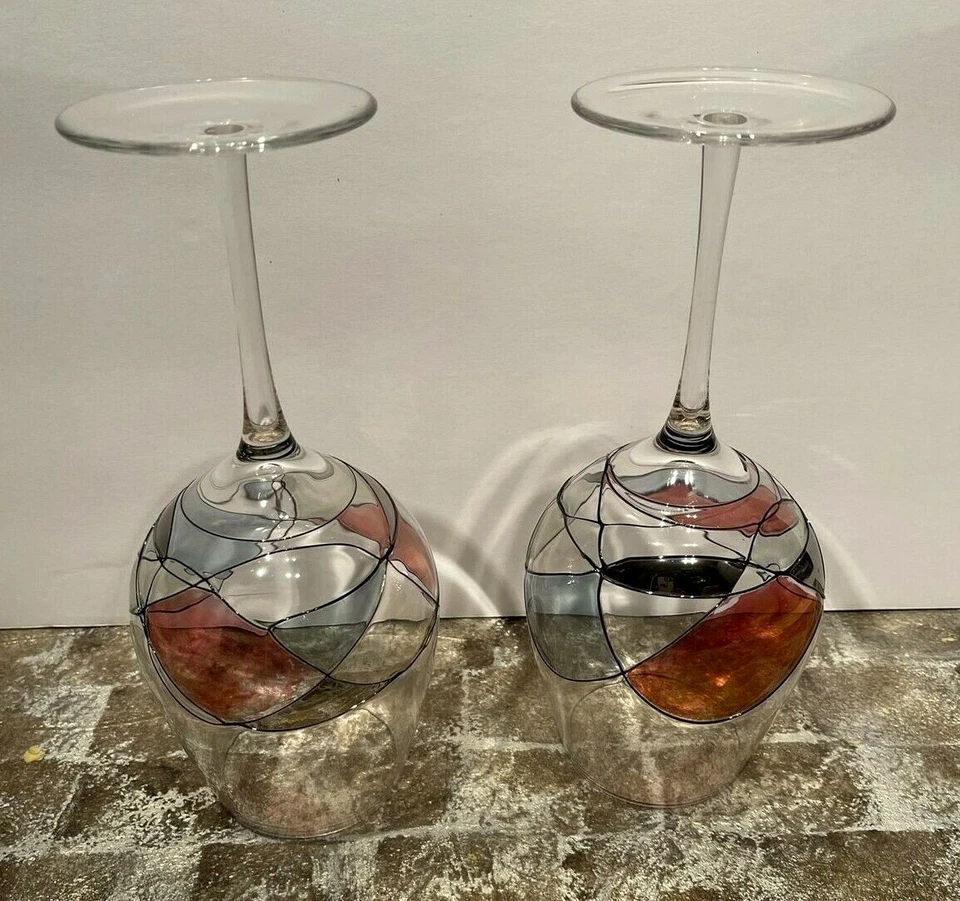 Conjunto de 2 taças de vinho abstratas Milano Romênia 10” de altura  - Imagem 3 de 4