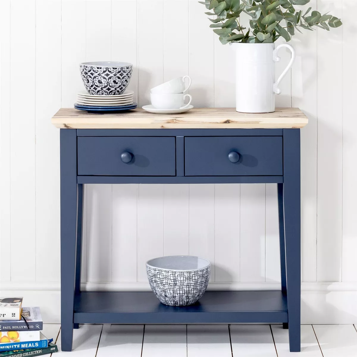 Blue 2024 entrance table