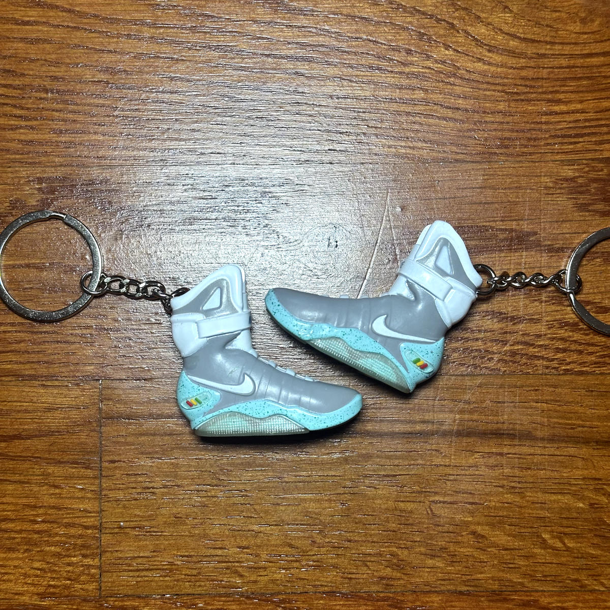Back to the Future Air MAG Mini Sneaker Keychain and Shoe Box