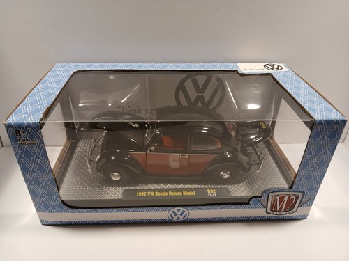M2 Machines 1:24 Scale 1952 VOLKSWAGEN BEETLE DELUXE MODEL Diecast R92 21-23