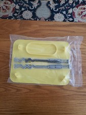 THE BUSY BABY MAT. Silicone With Suction  2 Pkts Of Tethers .NEW SEALED PACKAGE