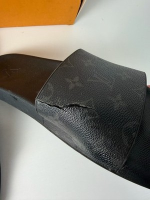 Louis Vuitton Waterfront Mule Monogram Eclipse SZ 11  display picture 2