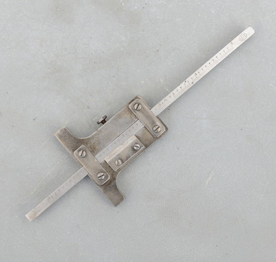 Vintage UPT 5'' Tiefenmesser