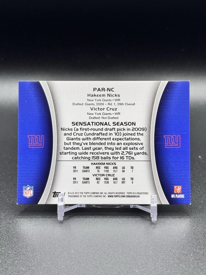 Topps Hakeem Nicks/Victor Cruz Paramount 2012 pares reliquia doble/50 Gians Foto 2 de 2