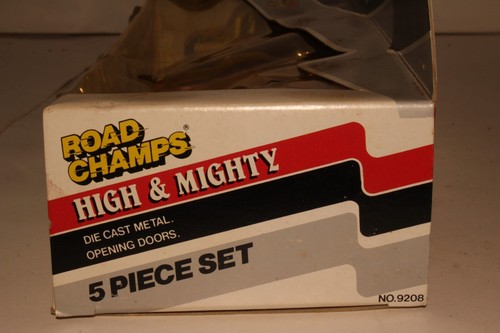1984 Road Champs High & Mighty Gift Set Monster Trucks, Vette, Porsche, Jeep ETC - Picture 2 of 15
