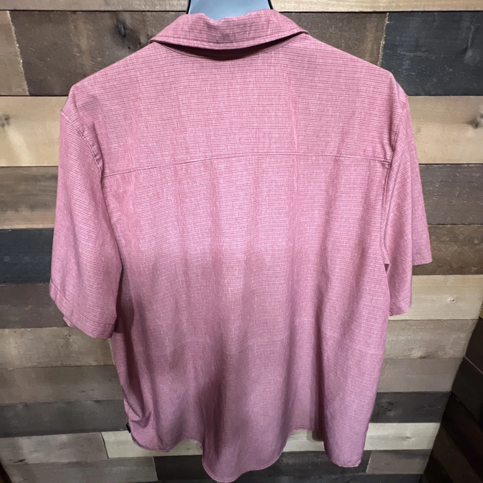 Camisa masculina Gerry vermelha com botões manga curta viagem ao ar livre tamanho XLarge - Imagem 3 de 3