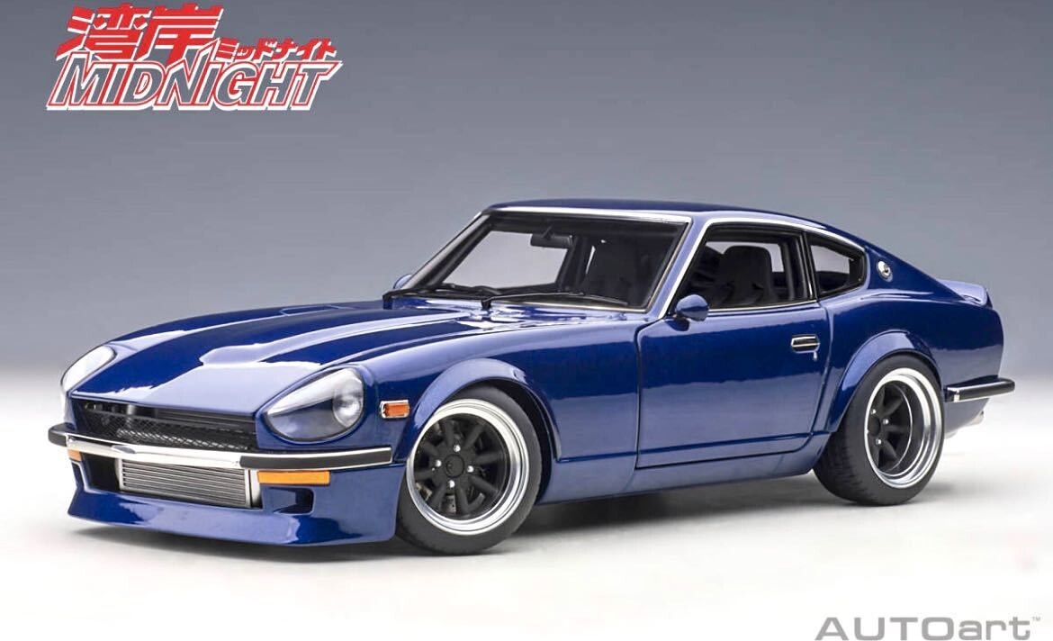 1/18 AUTOart Wangan Midnight Devil Fairlady Z set with 1/18 AUTOart Wangan Midnight Devil Fairlady Z set with