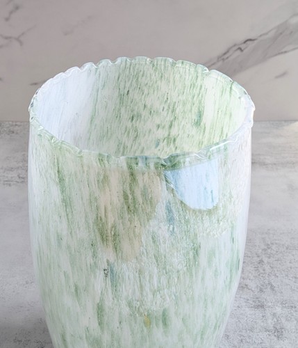 Murano Lavorazione Speckled Seafoam Green Hand Blown Vase Made in Italy - Picture 5 of 10