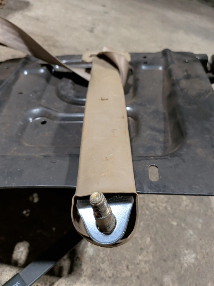 Pedestal de silla Capitanes base de asiento fija Chevy Van G20 GMC Chevi G Serie 1993  Foto 4 de 4