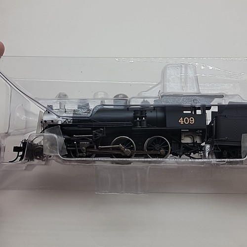 HO BACHMANN ALCO 2-6-0 Steam Locomotive 409 with CN Tender item #51814 - Picture 9 of 10