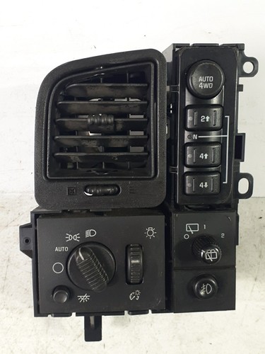 1999-2006 CHEVY TAHOE HEADLIGHT 4X4 SWITCH VENT ASSEMBLY OEM 15034164